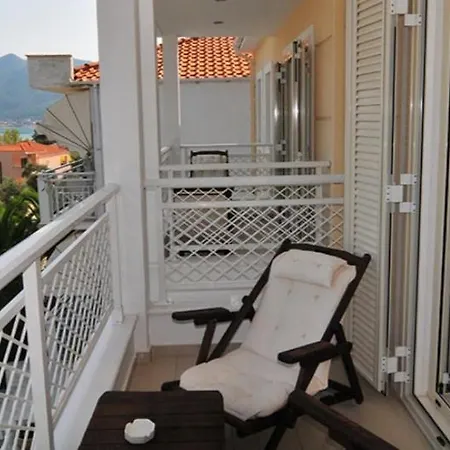 Maisonettes Athina Chrisi Ammoudia