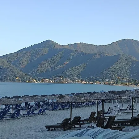 Maisonettes Athina Chrysi Ammoudia