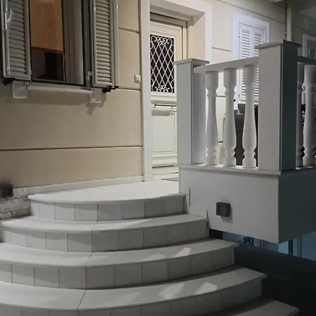 Maisonettes Athina * Chrisi Ammoudia