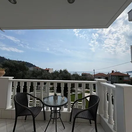 Maisonettes Athina *