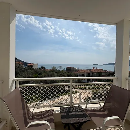 Maisonettes Athina * Chrisi Ammoudia