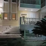 Maisonettes Athina Апартаменты