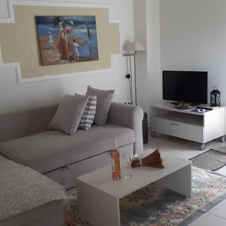 Maisonettes Athina *