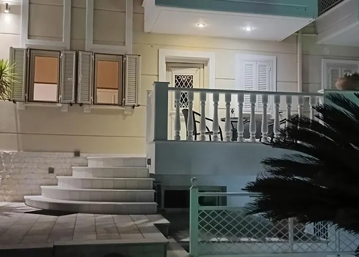 Maisonettes Athina Апартаменты